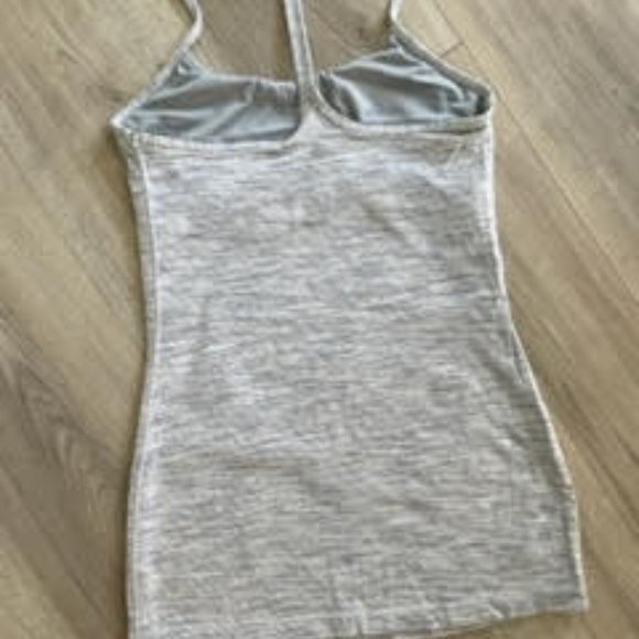 Lululemon Power Y- tank top-size 4 - Picture 2 of 3